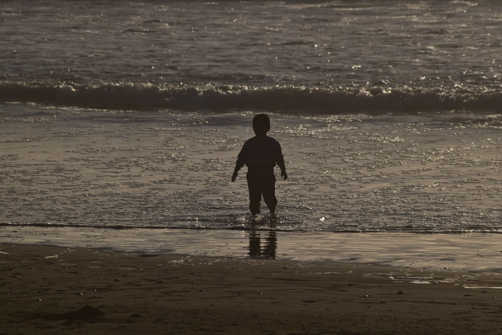 Foto de niño en la playa