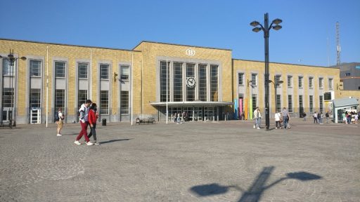 Fotografia de Brujas (Bélgica) estación de tren